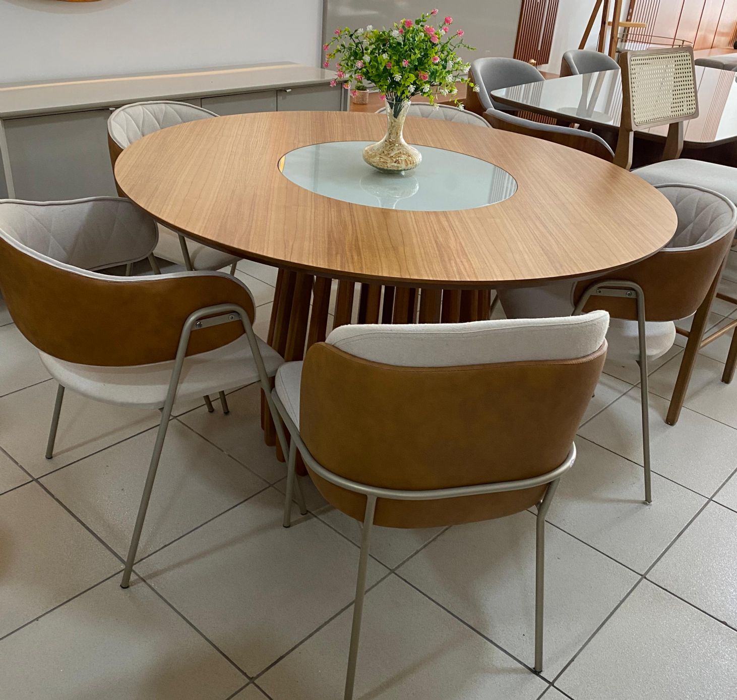 mesa  Itália para 5 lugares 1,35 x 1,35